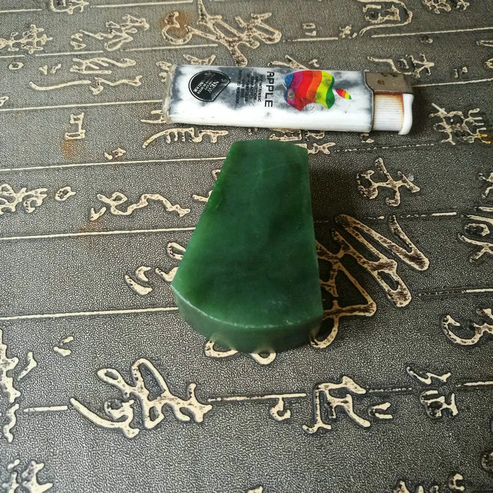 Natural Kunlun Jade Rough Nephrite Raw (101g, 5.7X3.7X2cm)