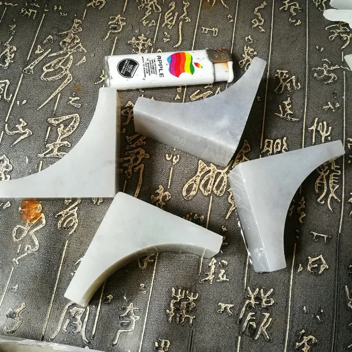 Natural Kunlun Jade Rough Nephrite Raw 132g