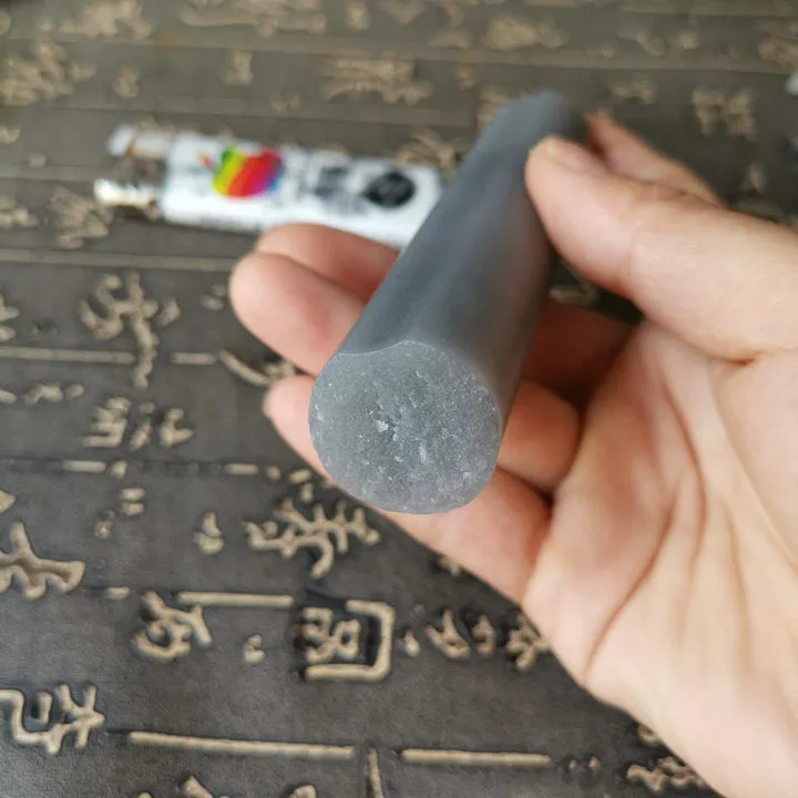 Natural Kunlun Jade Rough Nephrite Raw (135g, 10.5X2.4X2.4cm)