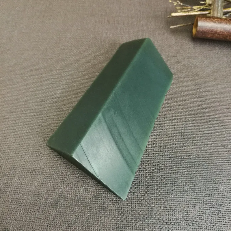 Natural Kunlun Jade Rough Nephrite Raw (150g,8.7X4.5X2.1cm)