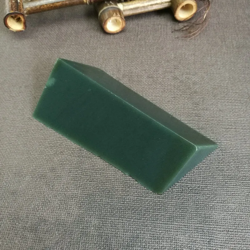 Natural Kunlun Jade Rough Nephrite Raw (150g,8.7X4.5X2.1cm)