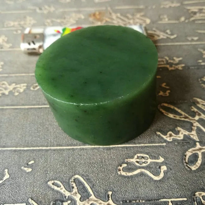 Natural Kunlun Jade Rough Nephrite Raw (214g, 5.5X2.7cm)