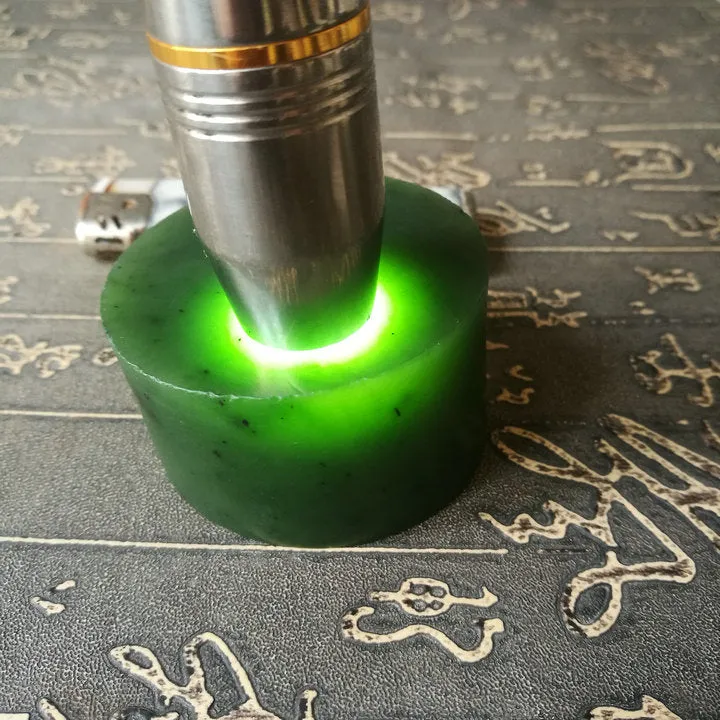 Natural Kunlun Jade Rough Nephrite Raw (214g, 5.5X2.7cm)