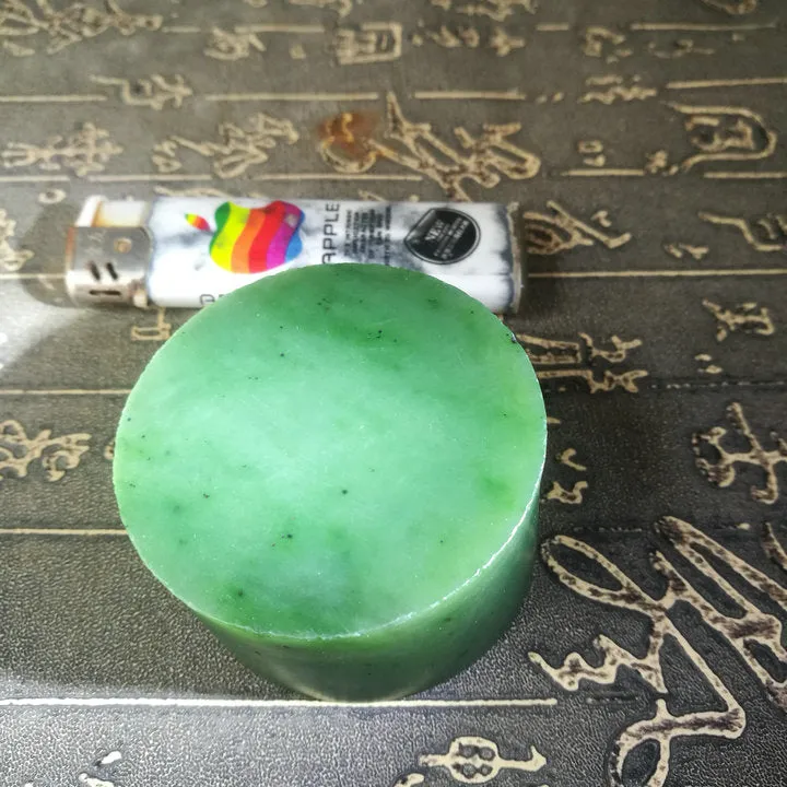 Natural Kunlun Jade Rough Nephrite Raw (214g, 5.5X2.7cm)