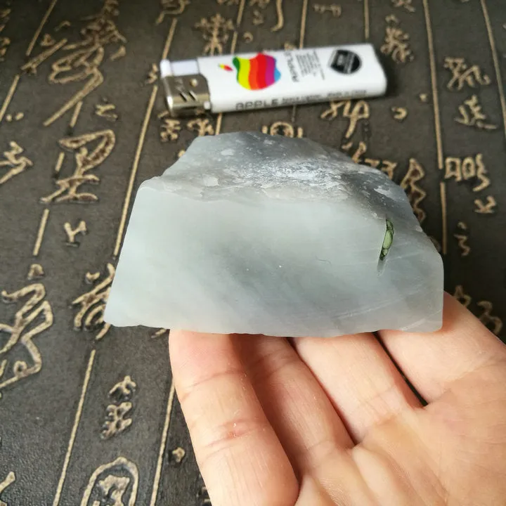 Natural Kunlun Jade Rough Nephrite Raw (327g, 7.5X7X3cm)