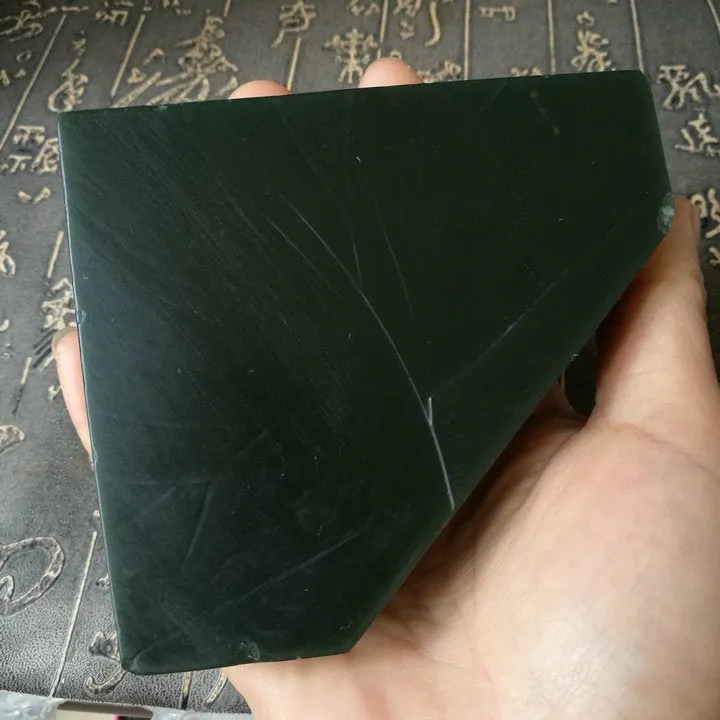 Natural Kunlun Jade Rough Nephrite Raw (530g, 9X8.5X3cm)