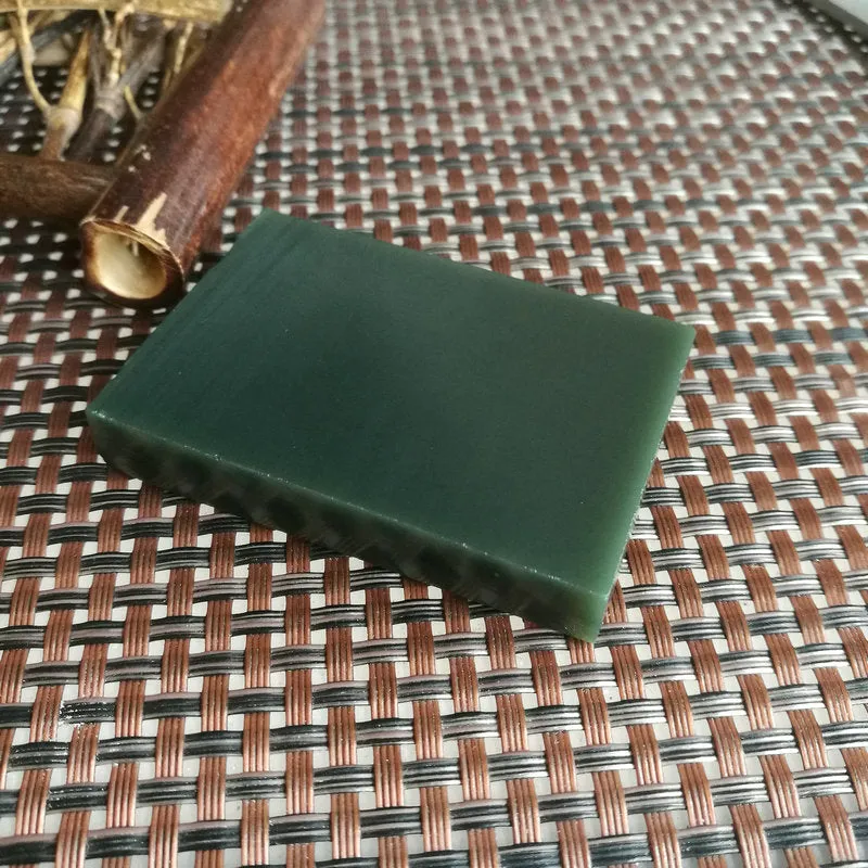 Natural Kunlun Jade Rough Nephrite Raw (65g, 5.8X4cm)