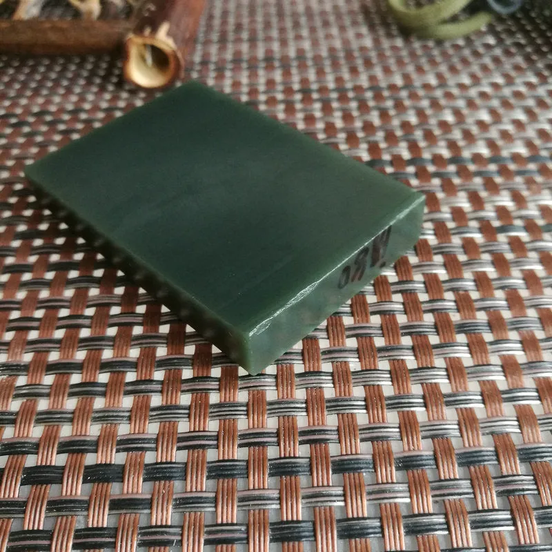 Natural Kunlun Jade Rough Nephrite Raw (65g, 5.8X4cm)