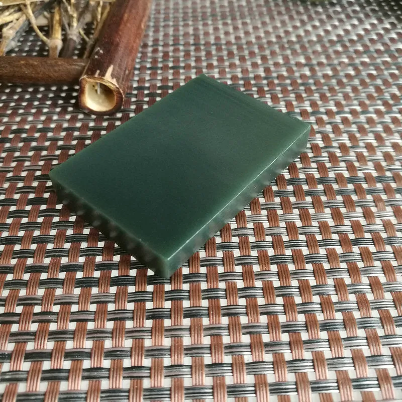 Natural Kunlun Jade Rough Nephrite Raw (65g, 5.8X4cm)