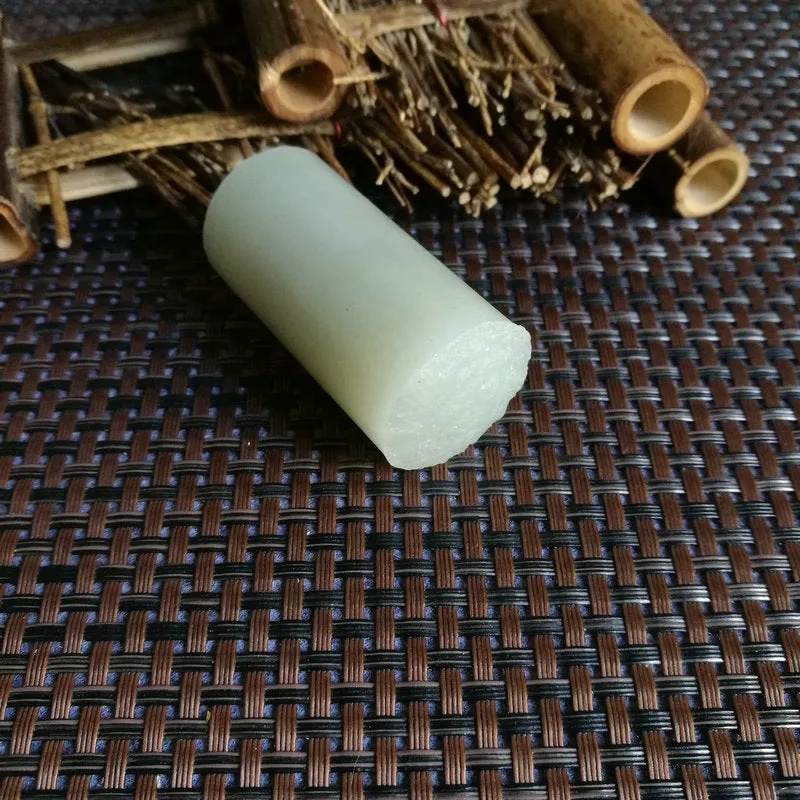 Natural Kunlun Jade Rough Nephrite Raw (77g,5X2.6cm)