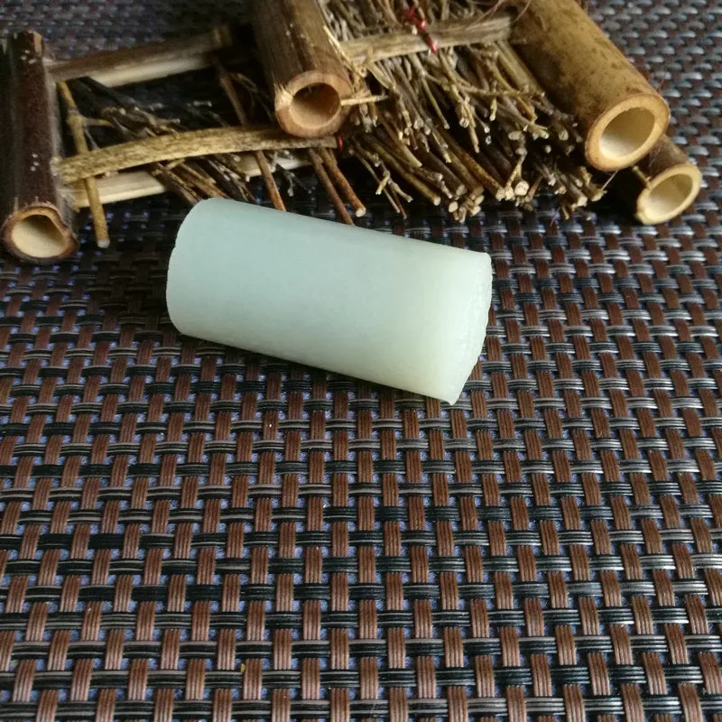 Natural Kunlun Jade Rough Nephrite Raw (77g,5X2.6cm)