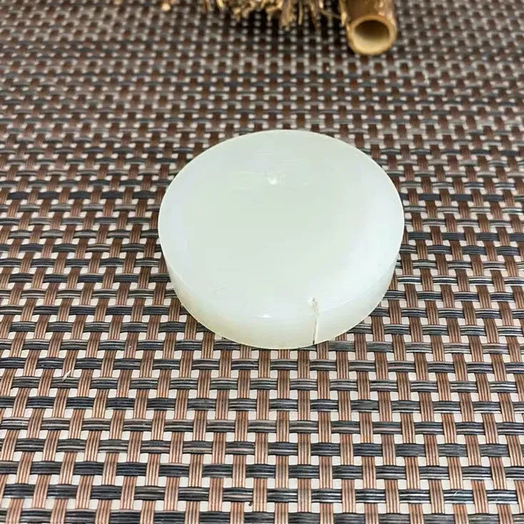 Natural Kunlun Jade Rough Nephrite Raw (90g,5.3X1.3cm)