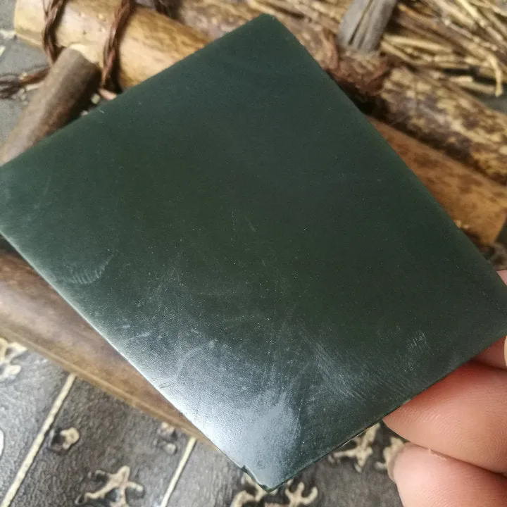 Natural Kunlun Jade Rough Nephrite Raw (93g, 6.5X4X0.7cm)