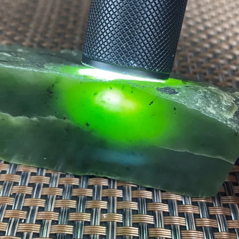 Natural Siberian Jade Rough Nephrite Raw (264g, 9.7X5.1X3.5cm)