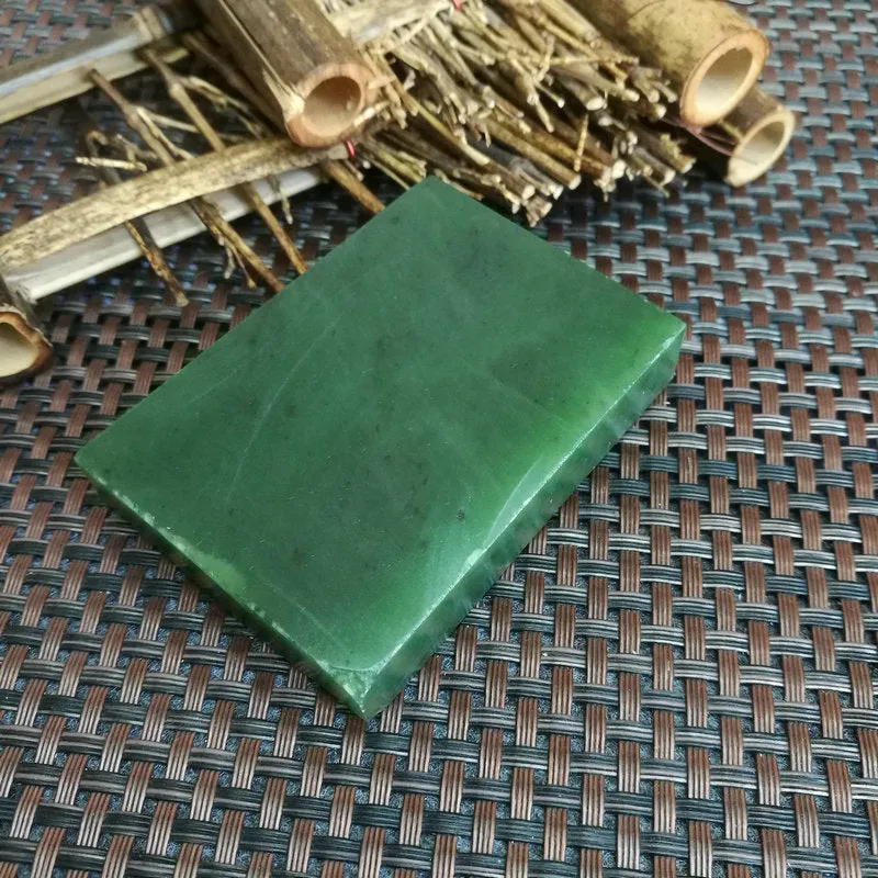 Natural Siberian Jade Rough Nephrite Raw (6.7X4.6X1.3cm)