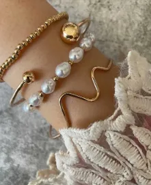 Pearl Portrait Bracelet