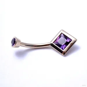 Princess-cut Navel Curve in Yellow Gold with Amethyst from BVLA