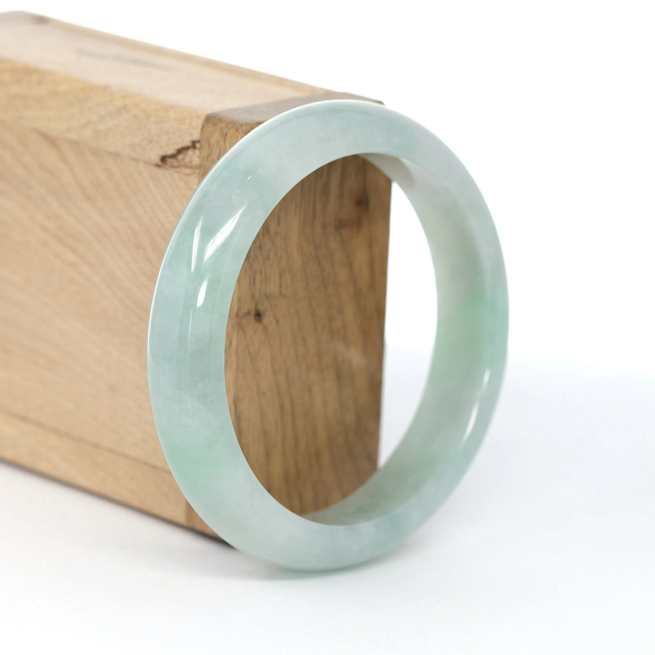RealJade® Co. "Classic Bangle" Genuine Green Jadeite Jade Bangle ( 57.57 mm ) #607
