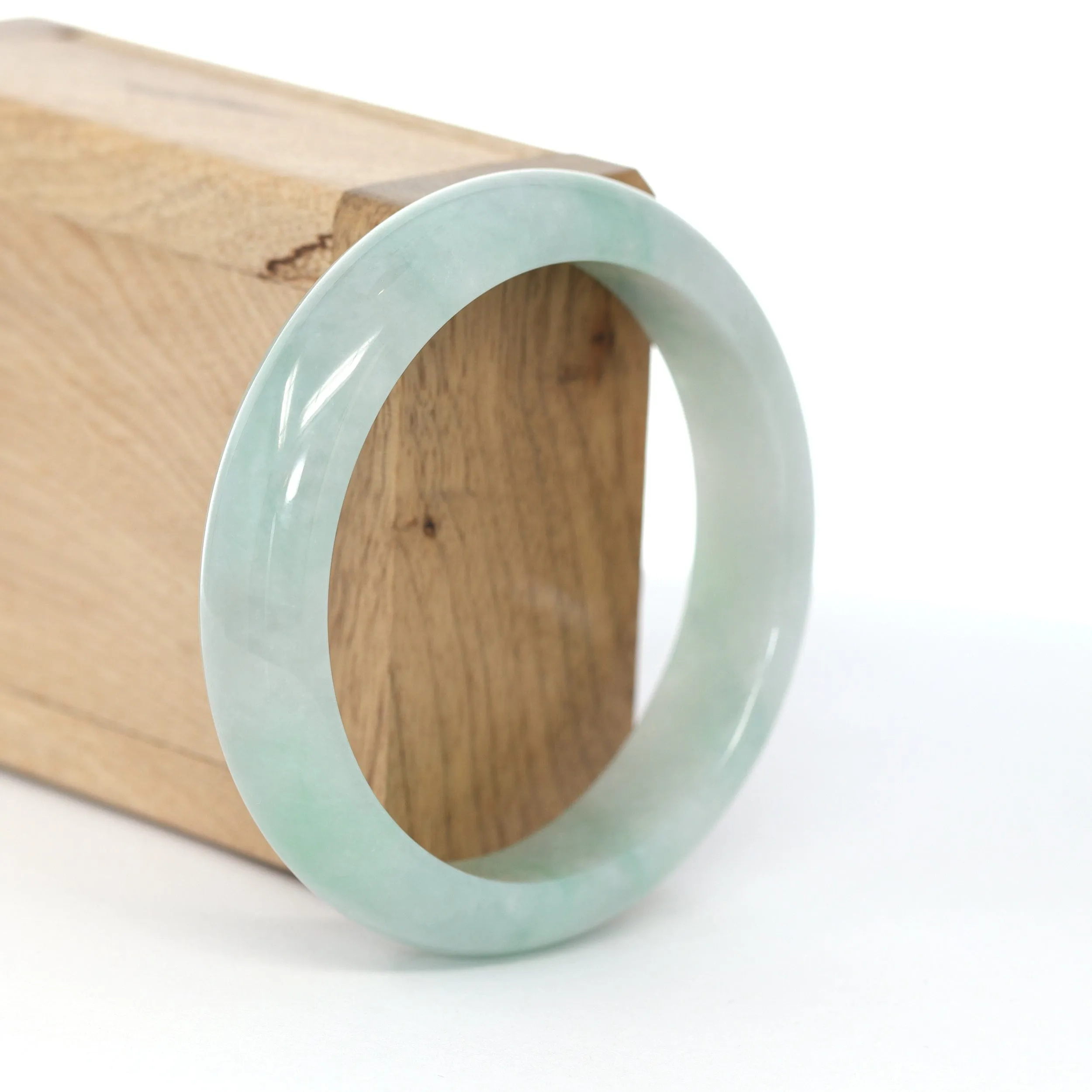 RealJade® Co. "Classic Bangle" Genuine Green Jadeite Jade Bangle ( 57.57 mm ) #607