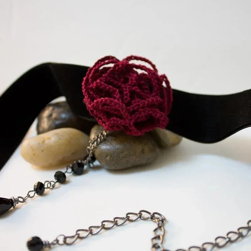 Red Rose Black Velvet Victorian Choker