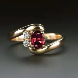 RUBY DIAMOND COCKTAIL RING OVAL SHAPE CUT ASSYMETRICAL BYPASS 14k YELLOW GOLD