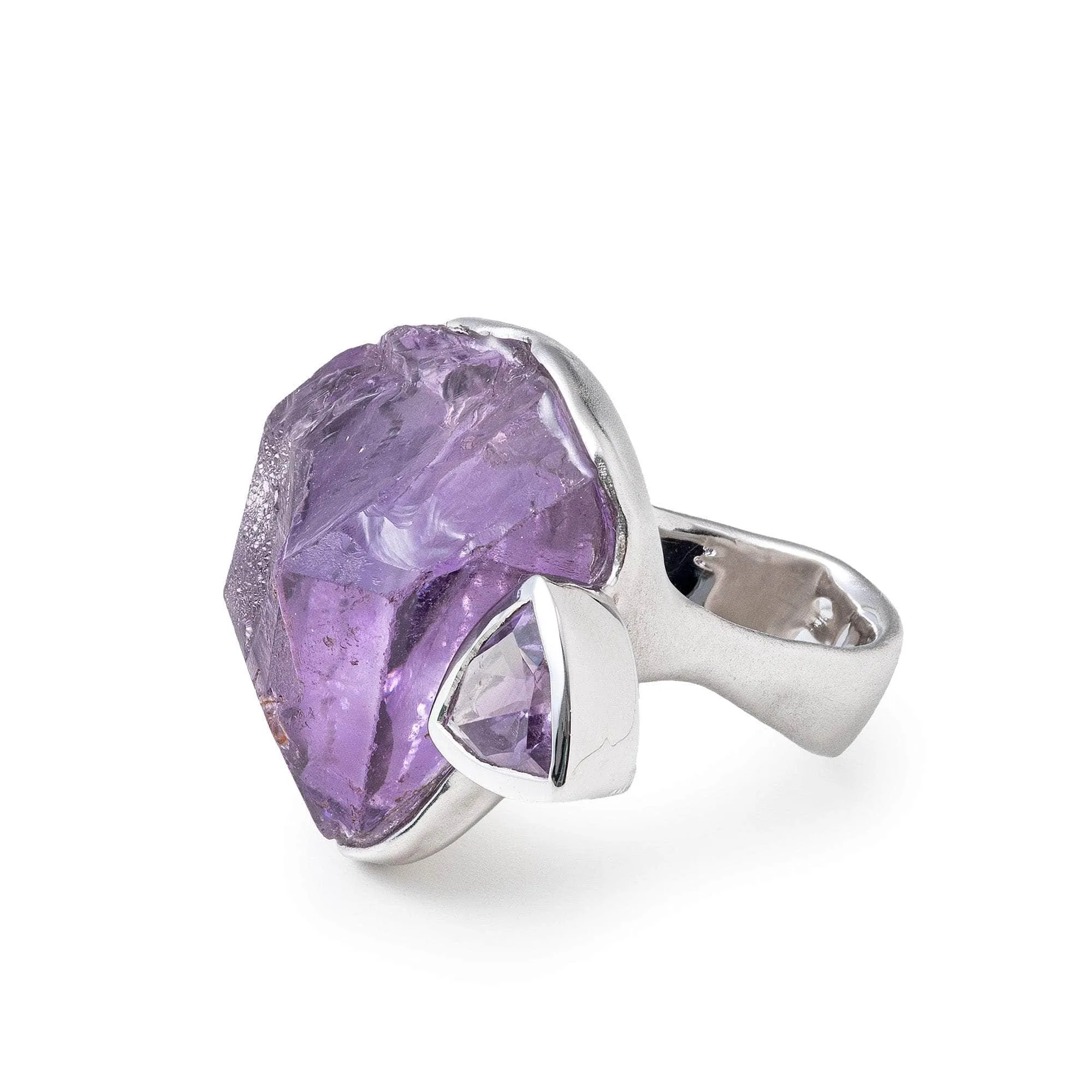 Sceptrum Rough Amethyst Ring
