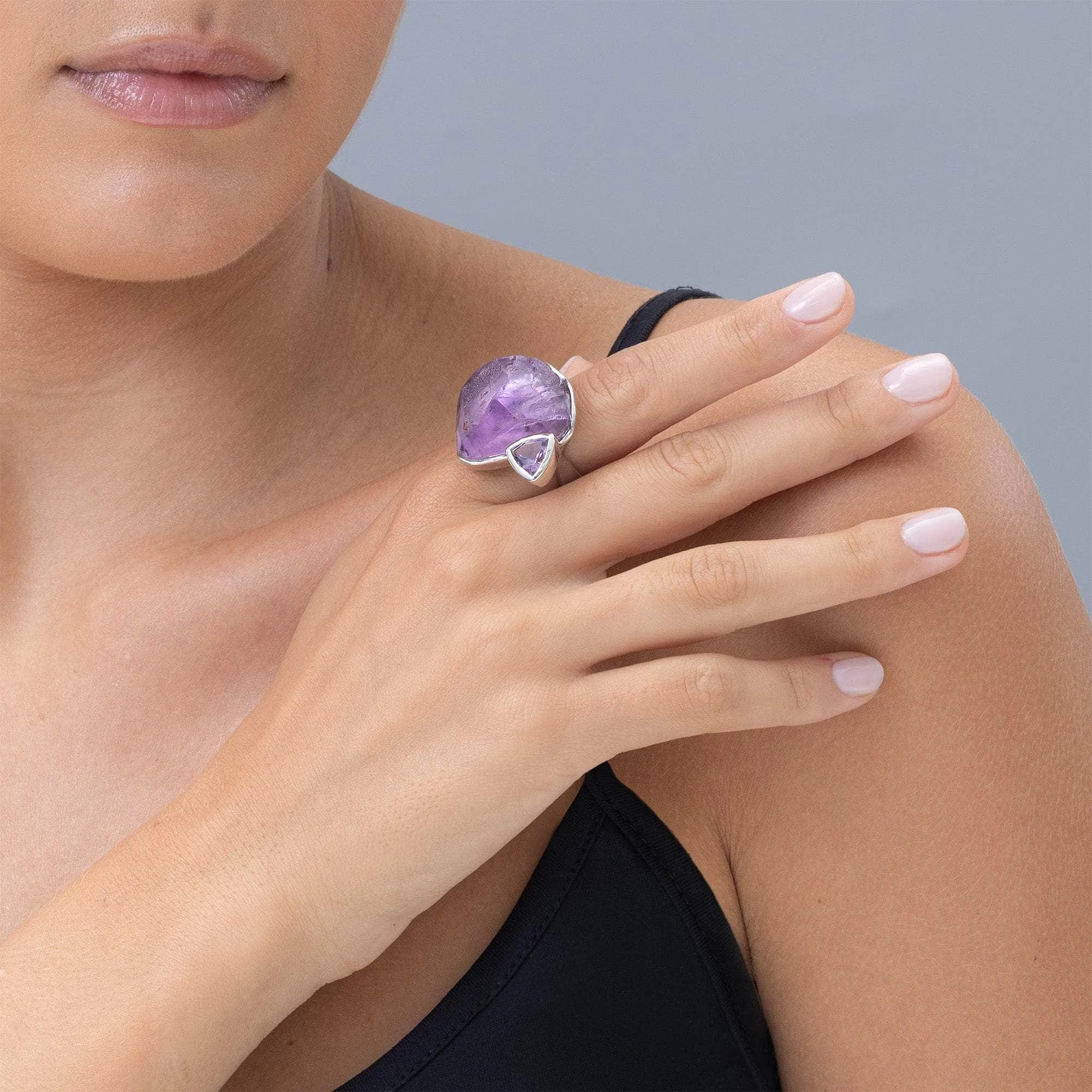 Sceptrum Rough Amethyst Ring