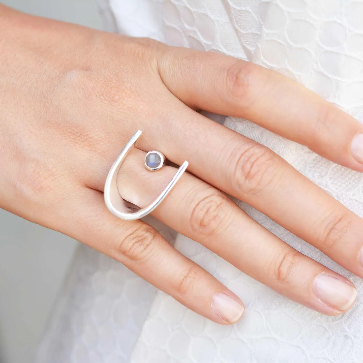 Silver Labradorite Ring Lunaria
